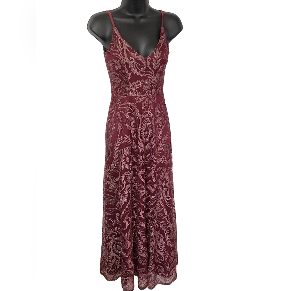 Burgundy Lace Evening Gown - Picture 4 of 5
